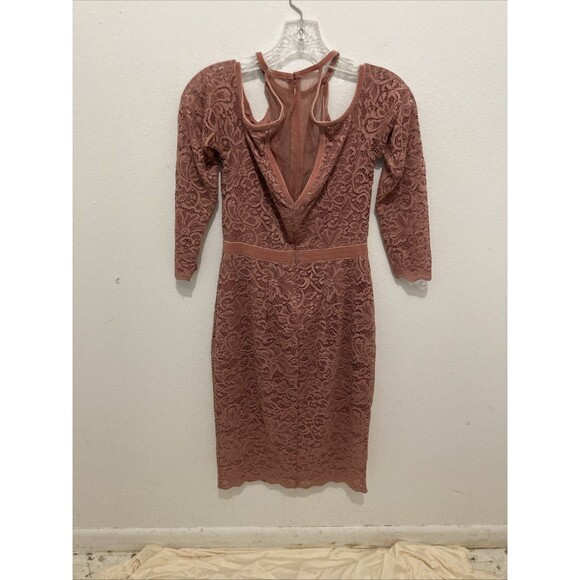 EXPRESS pink rose floral lace overlay velvet trim cold shoulder shift dress 10 - Picture 7 of 10